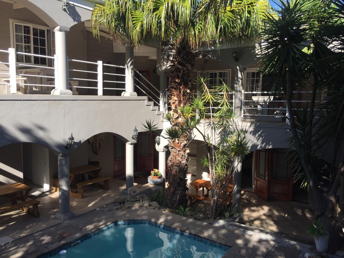 Knysna N2 Lodge Экстерьер фото