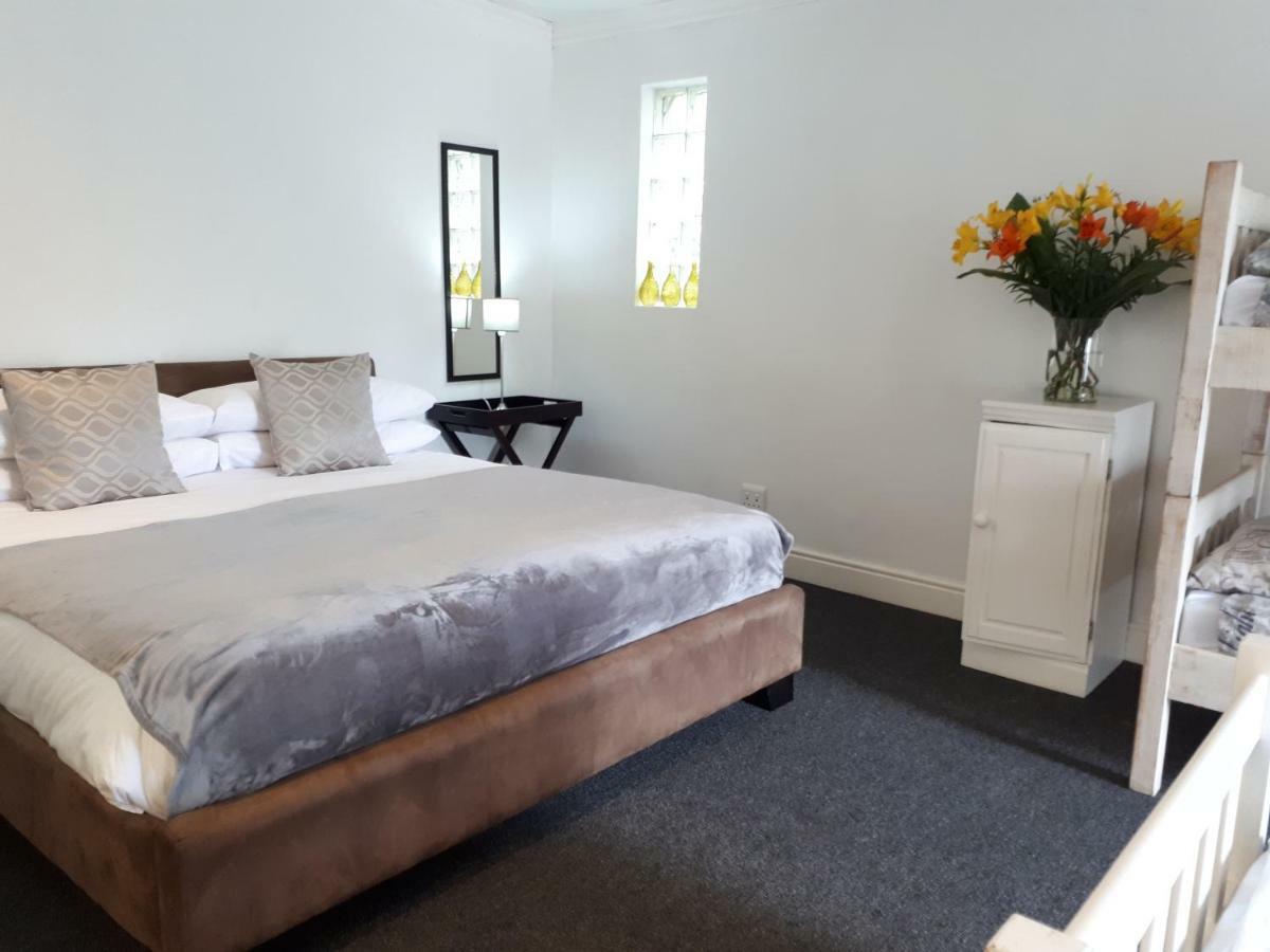 Knysna N2 Lodge Экстерьер фото